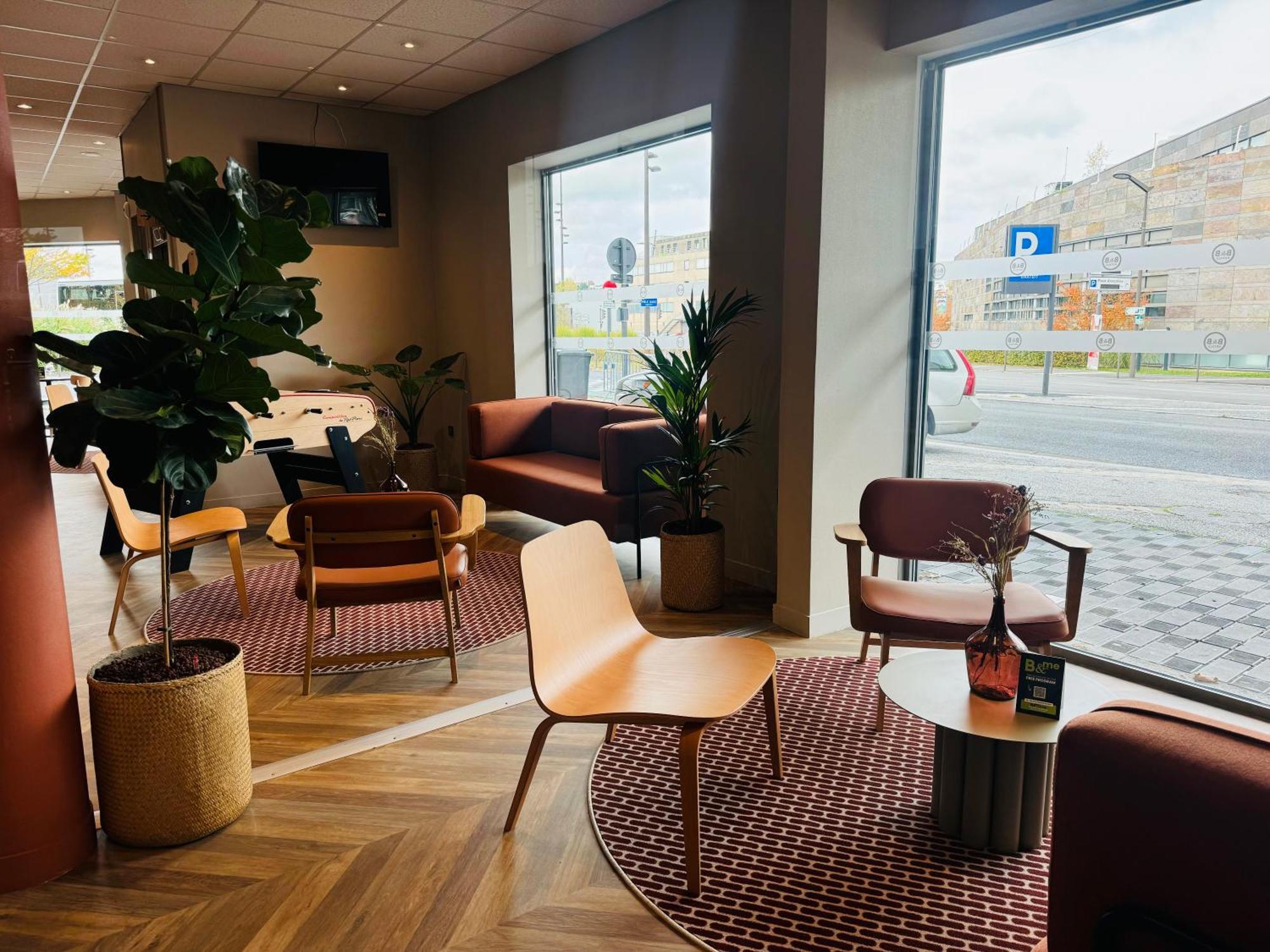 Hotel ibis Maubeuge Exterior foto