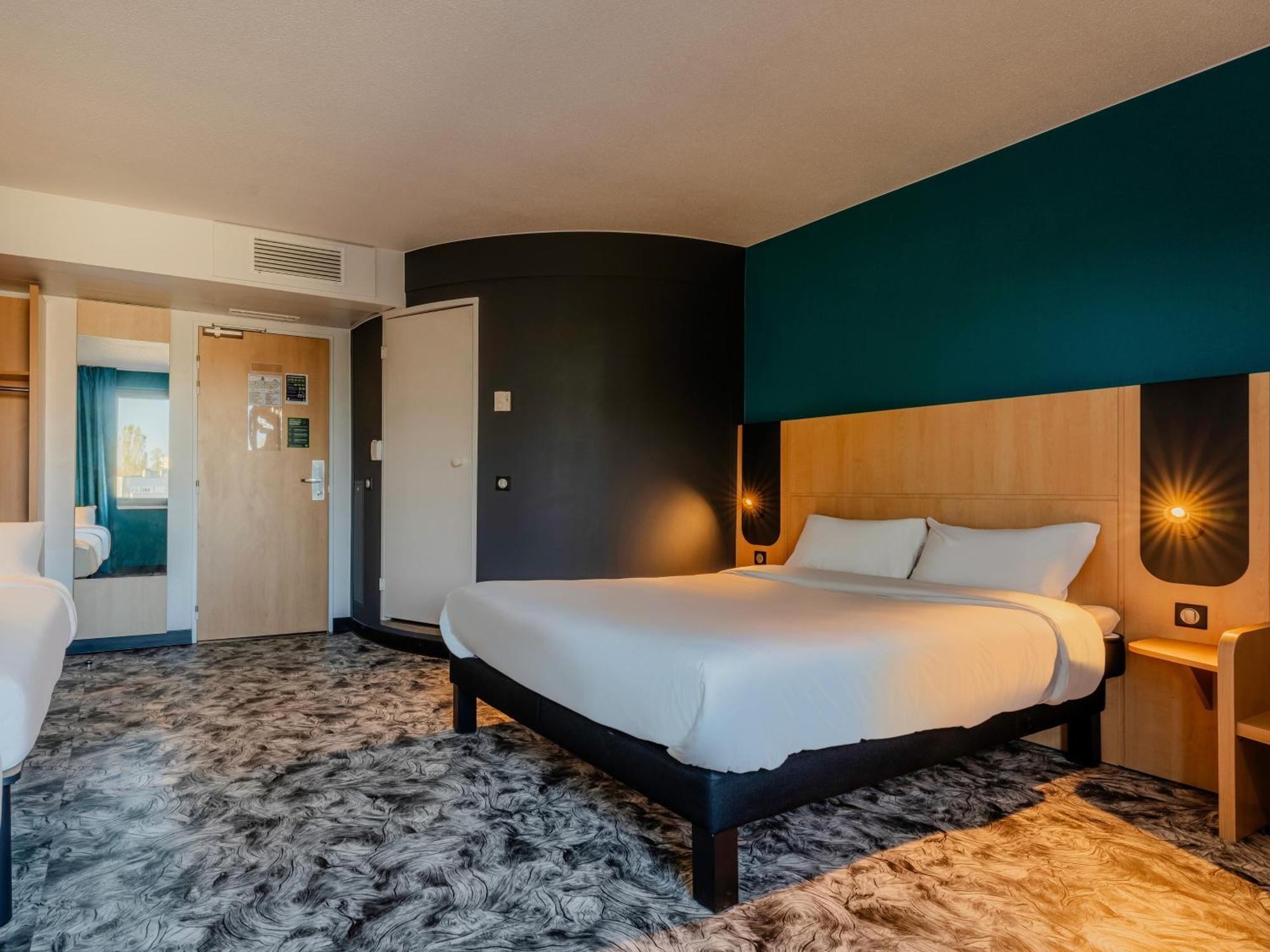 Hotel ibis Maubeuge Exterior foto