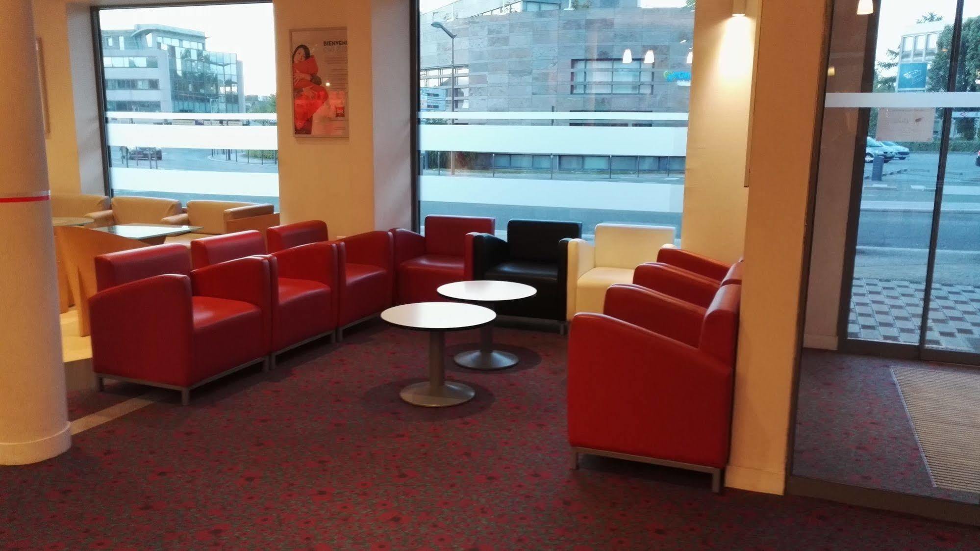Hotel ibis Maubeuge Exterior foto